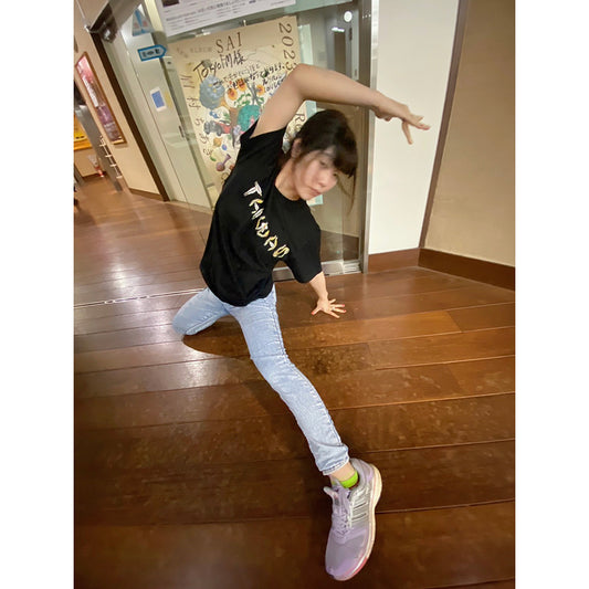 日本元気女歌手、遂に台湾進出！Tシャツ