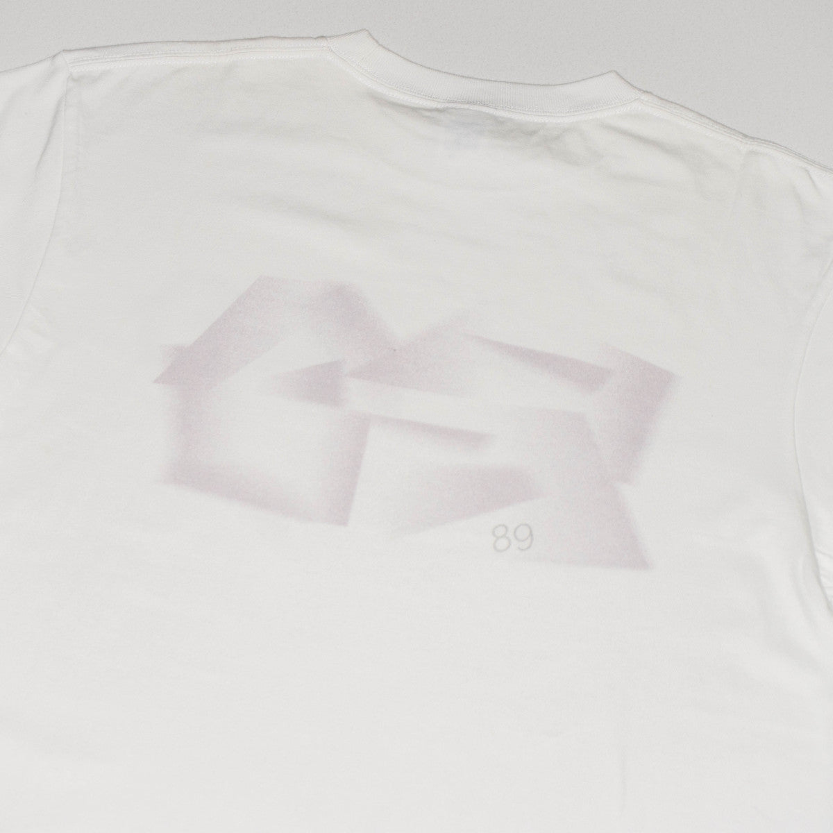 幾何学Tシャツ